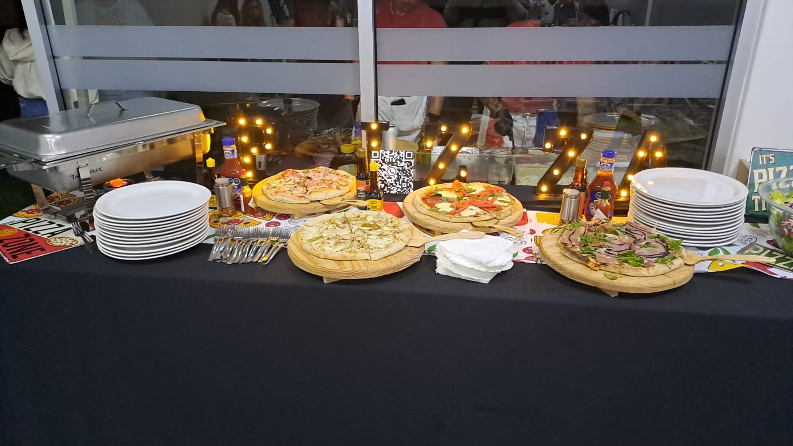 Servicio de pizzas para evento
